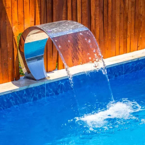 Cascada para piscina