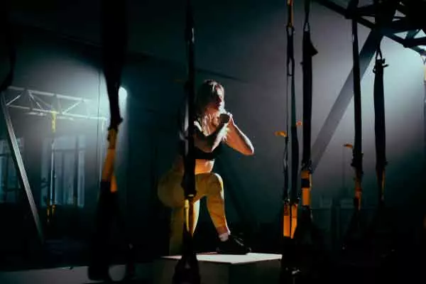 EQUIPAMIENTO DE ENTRENAMIENTO FUNCIONAL: LO QUE NO DEBE FALTAR EN TU GIMNASIO 8 TRX-kit de entrenamiento en suspensión