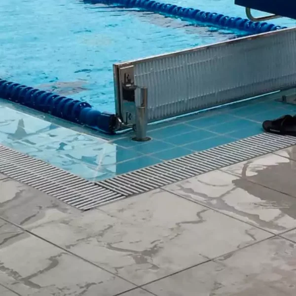 Panel de viraje para piscina